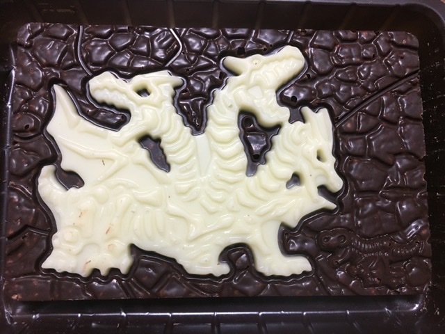 2021年キャラパキ発掘恐竜チョコシークレット３つ首のドラゴン